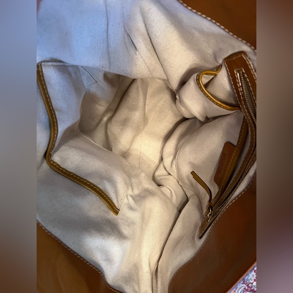 Michael Kors Large Tote Bag - Picture 6 of 10